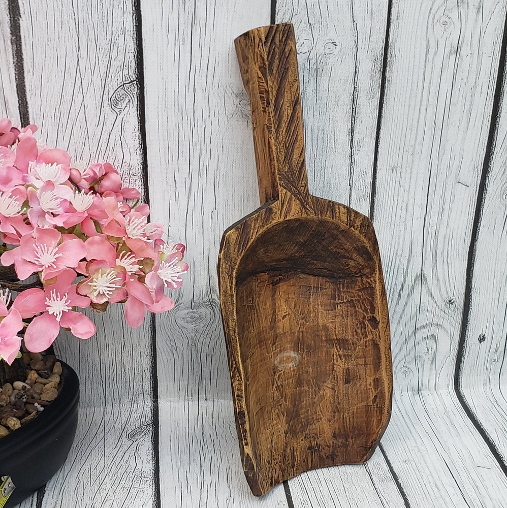 Primitive Style Wooden Hand Carved Wood Grain Scoop